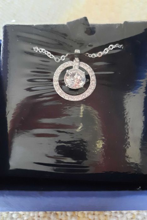 Колие Оригинал Нов Swarovski кристал