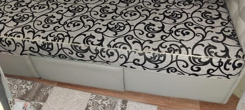 Продается диван.