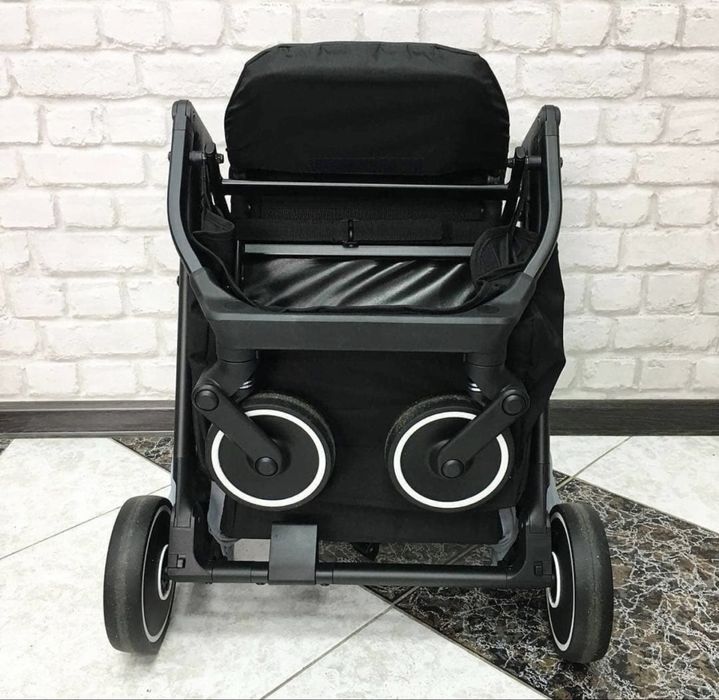 Anex прогулочная в идеальном состоянии