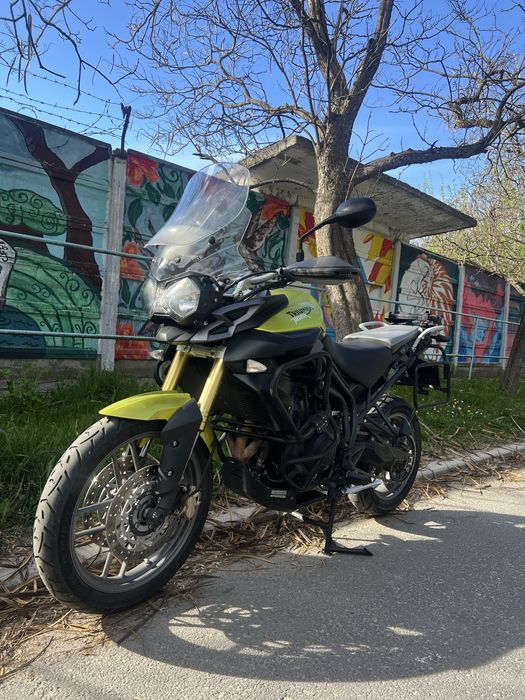 Triumph Tiger 800
