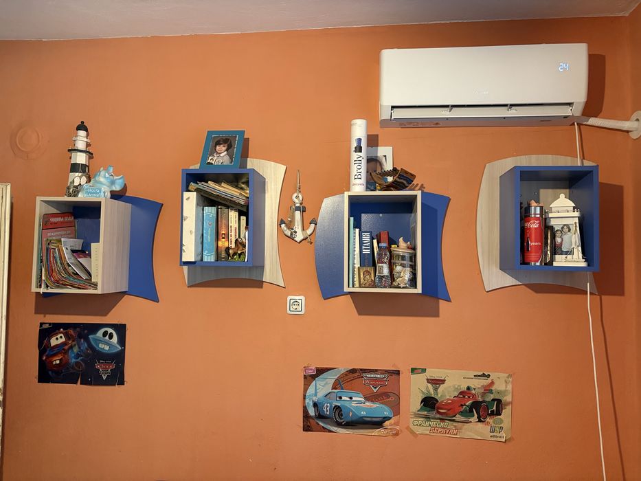 Детско легло, шкафче, бюро