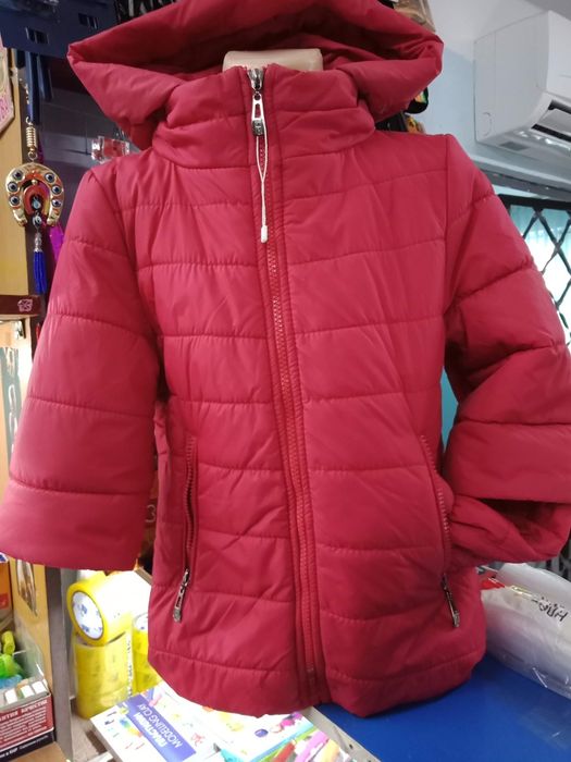 Куртки на девочек