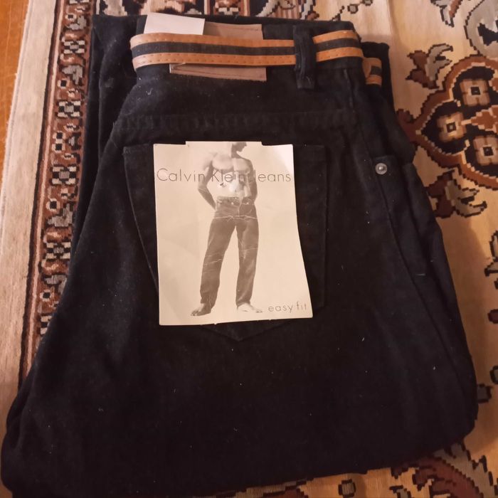 Джинсы новые фирменные