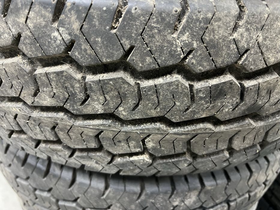 Гуми SUNFULL 225/70/15C