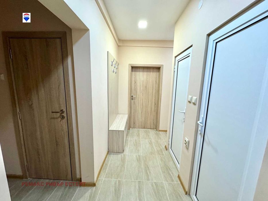 Дава се под наем Тристаен апартамент в Русе, Здравец - 82 кв.м за 408.51 € - Снимка #3