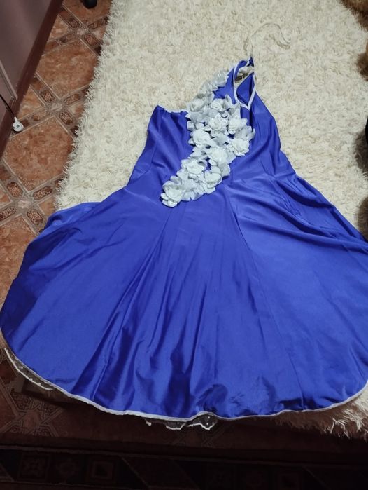 Платье больные в хорошем состоянии