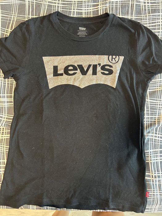 Тениски Levi’s Guess