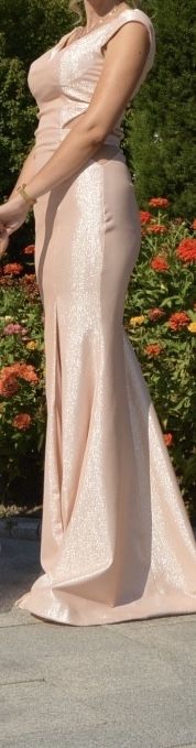 Rochie de seara cu trena