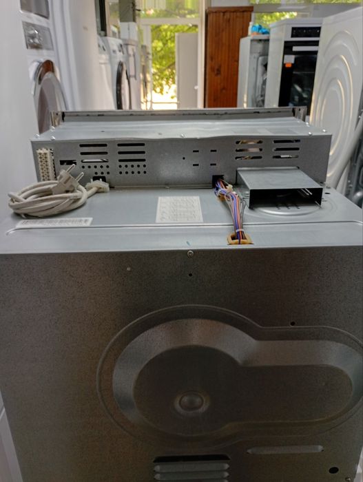 Иноксова печка за вграждане Миеле Miele Made in Germany с две години гаранция!