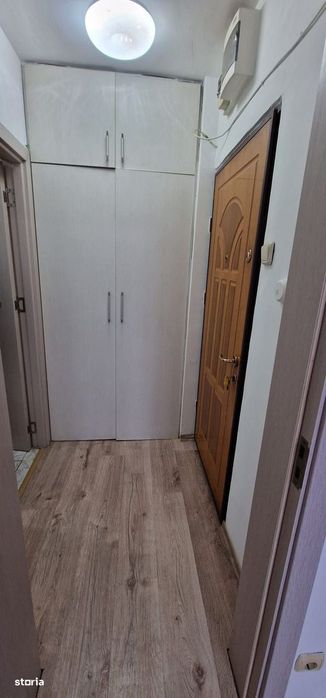 Doua camere in zona sediu politie.