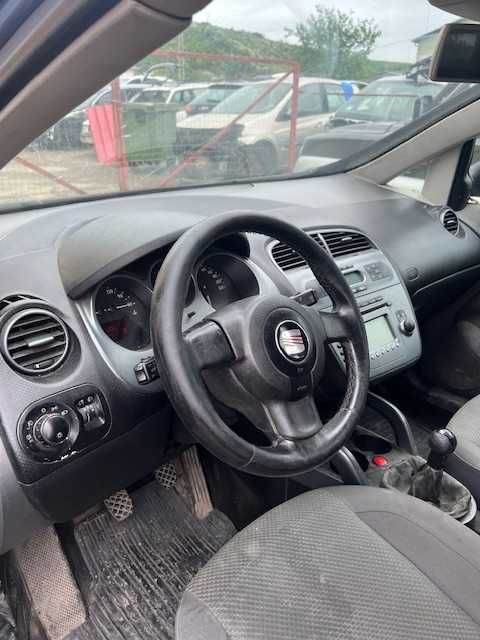 Dezmembrez Seat Altea 2006 1.9tdi 105cp BKC,HNV/JCX 5 tr,culoare LS5V