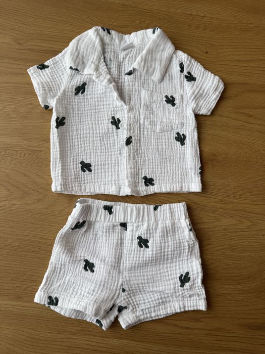 Бебешки къси костюмчета