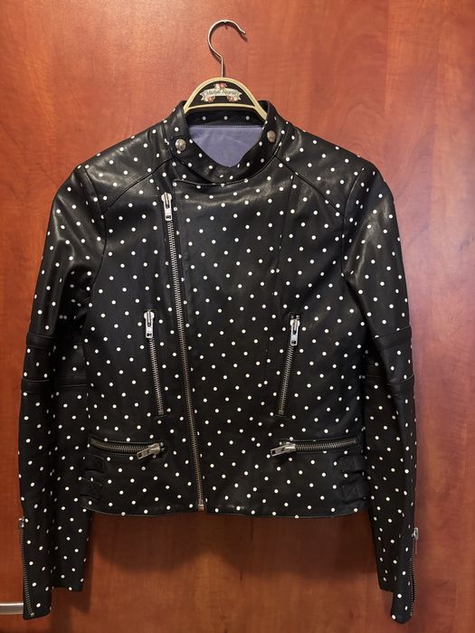 Якетакожени и пух Moncler, елек Ermanno Scervino