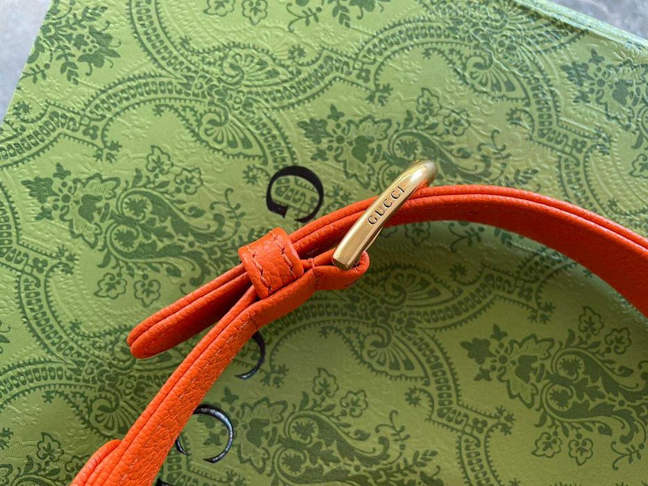 GUCCI Дамска Кожена Чанта Гучи Aphrodite Златно GG Gold Автентична