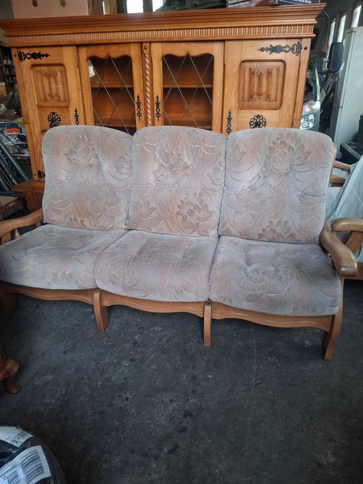 Продавам Масивни мебели от Германия