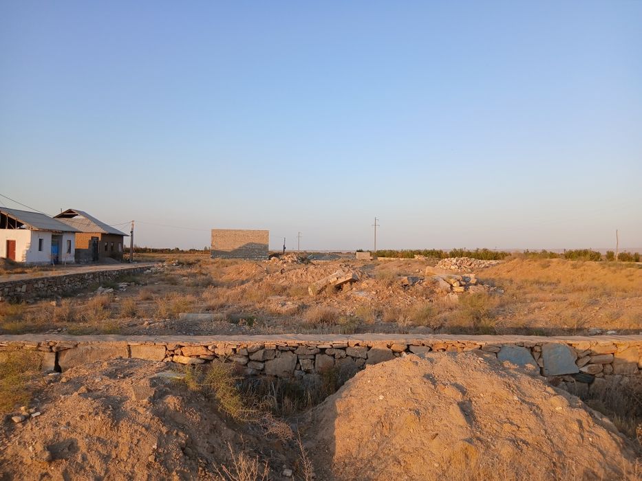 3 та 6 сотихли учаска сотилади