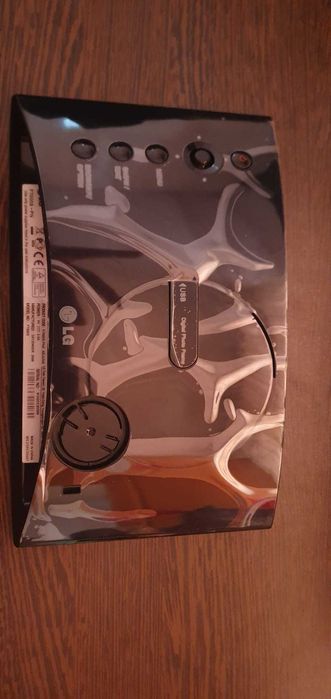 Rama foto digitala LG noua