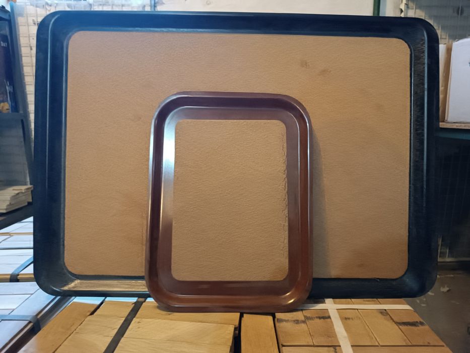 Поднос корков сервитьорски