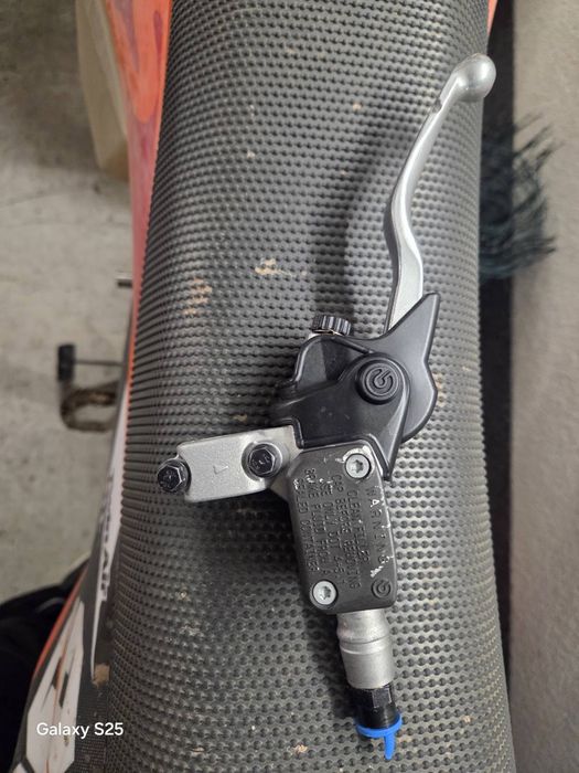 Помпа съединител