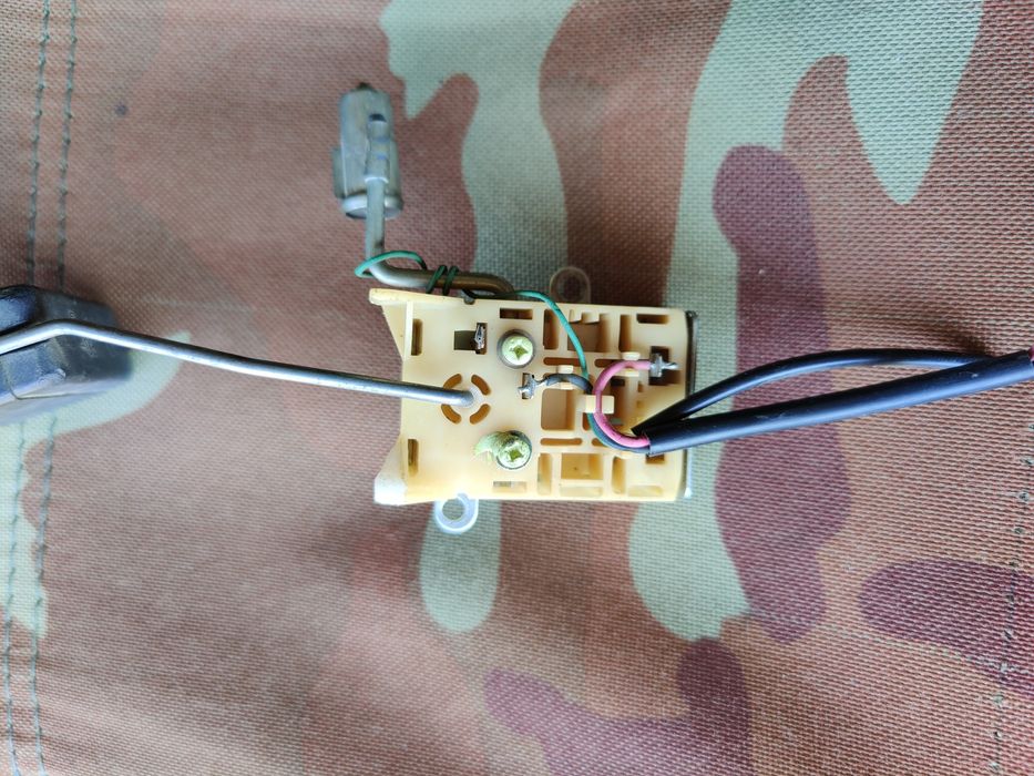 Датчик уровня топлива РАВ4