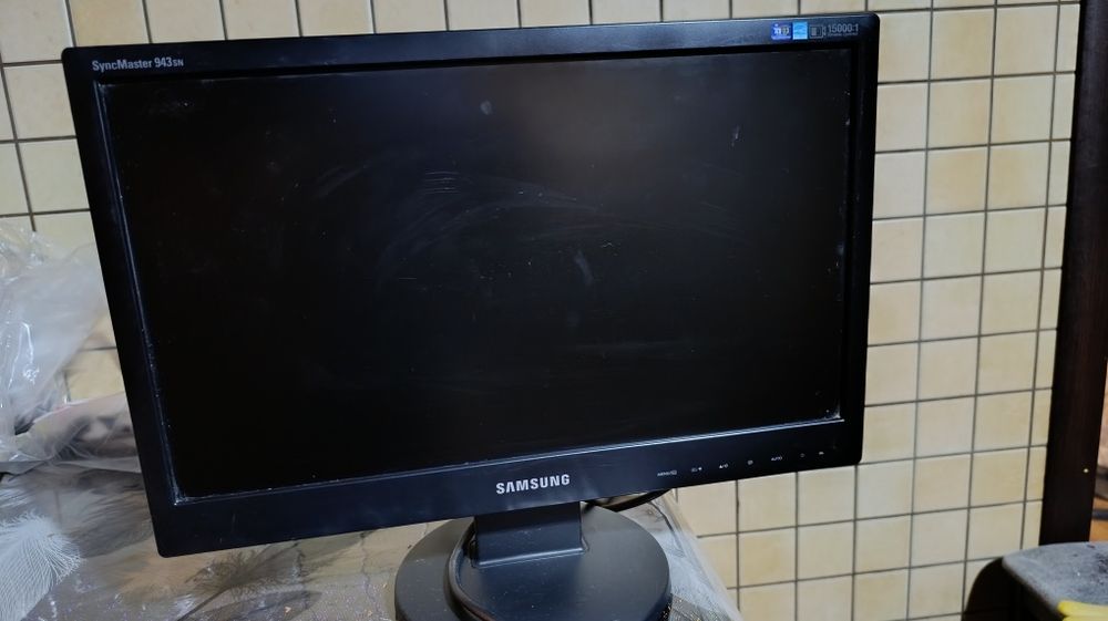 Монитор Samsung.