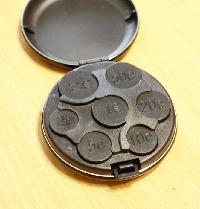 Монетници джобни за евро центове