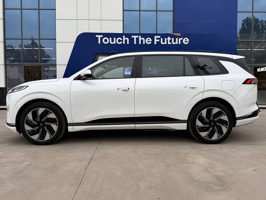 Dongfeng 008 Ultra  Range