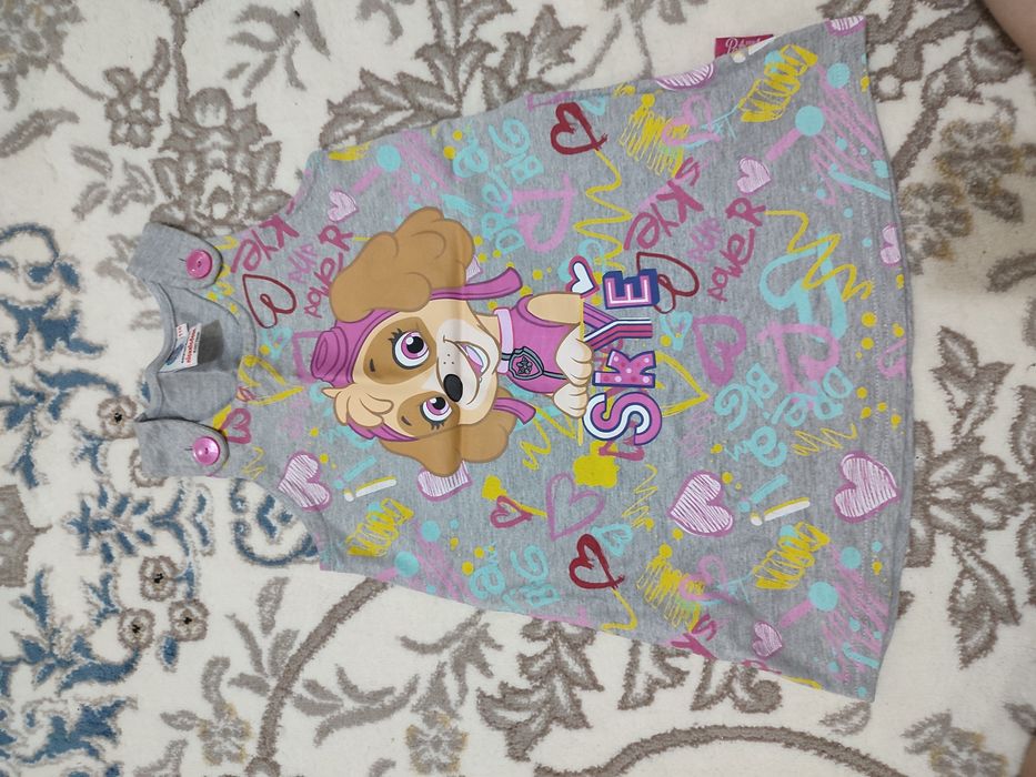 Платье на девочку