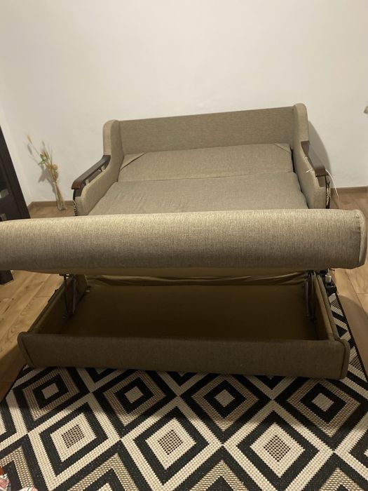 Vând canapea, 140x200cm