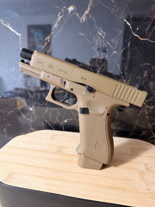 Pistol Glock 19X Coyote Made in Austria licențiat Glock