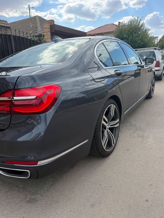 Bmw seria 7 G11 2017