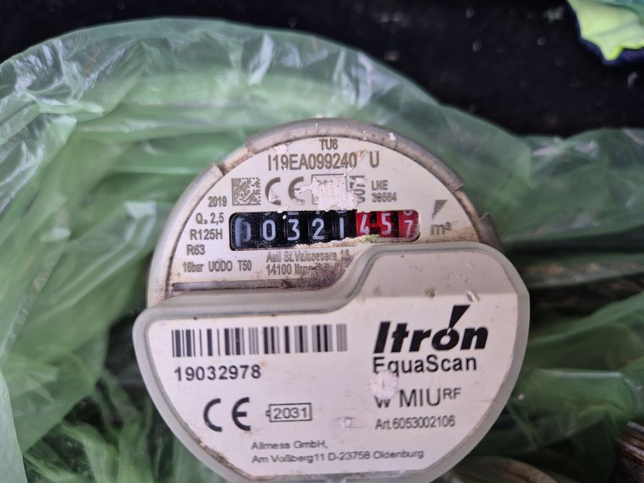 Apometre cu citire radio