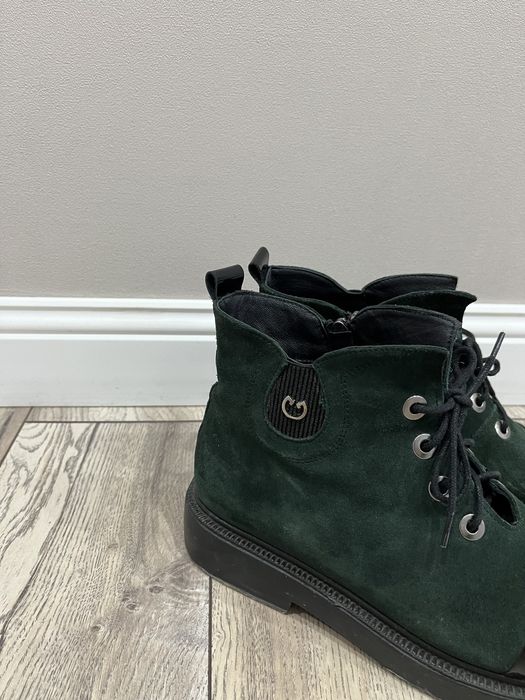 Продам ботинки осень весна