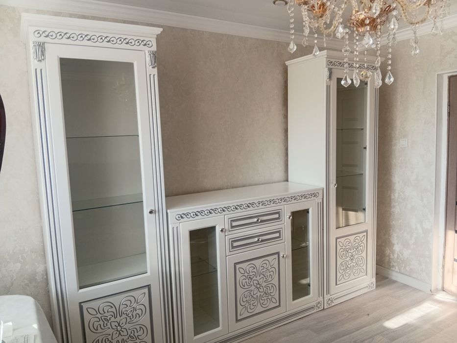 Сборка разборка ремонт мебели любой сложности навеска кухни врезка