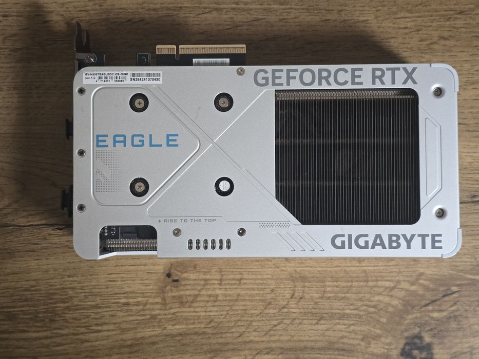RTX 5060 TI 16gb Gigabyte ICE cu garantie
