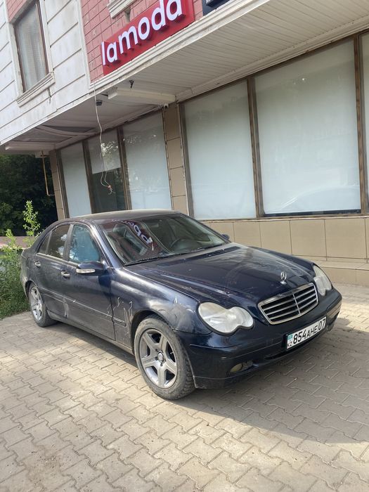 Mercedes benz w203
