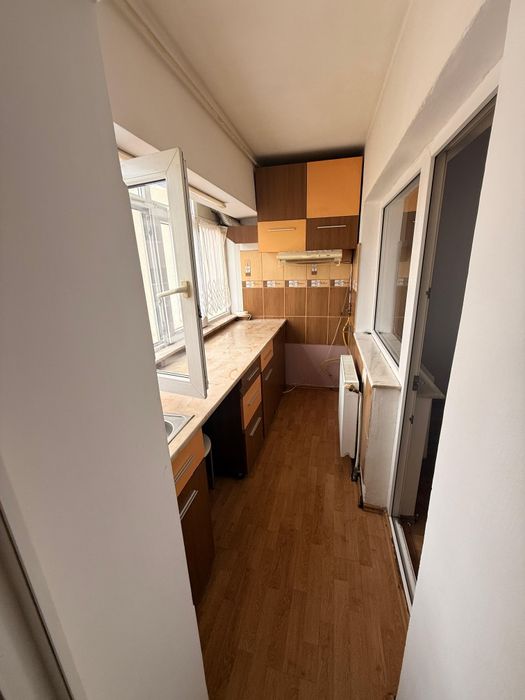 Apartament 2/3 camere zona micro