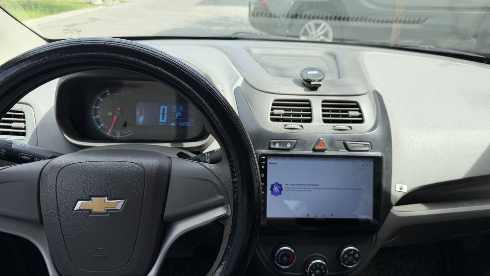 Продаю Cobalt хозяин один! Ездила работа дом! Машина не крашена!