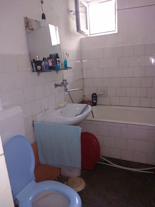 Vând apartament 2 camere