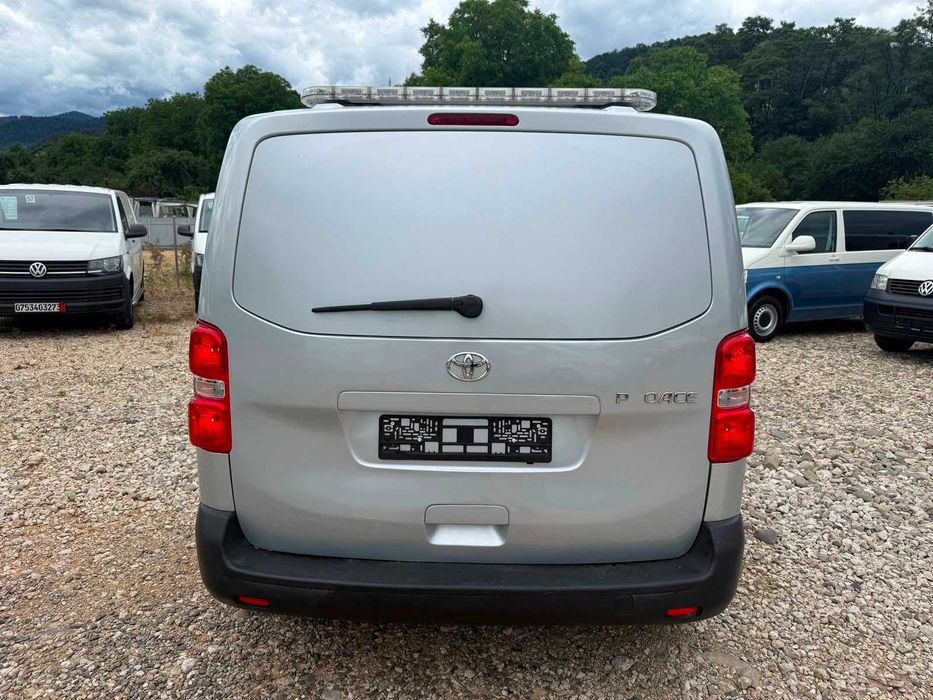 Toyota proace vw transporter 2018
