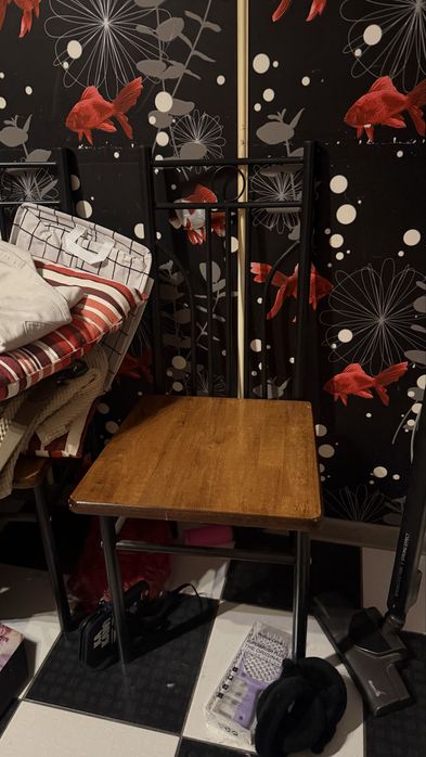 Диван стол стулья кресло