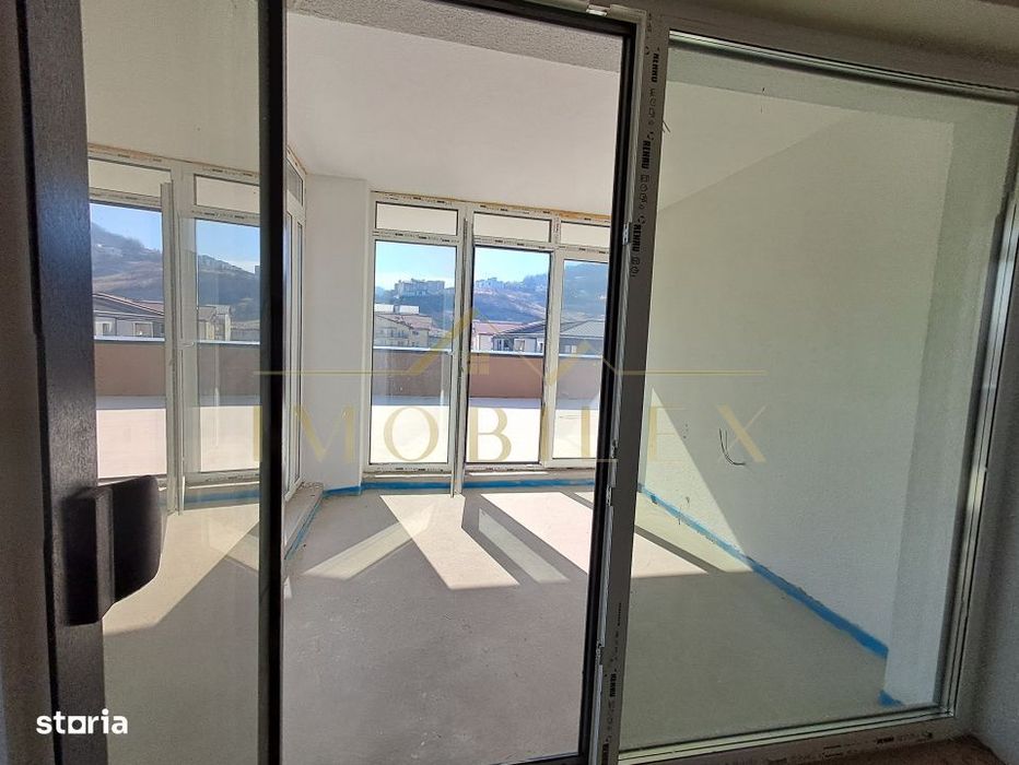 Apartament 4 camere, bloc nou, terasa 88 mp, zona Eroilor