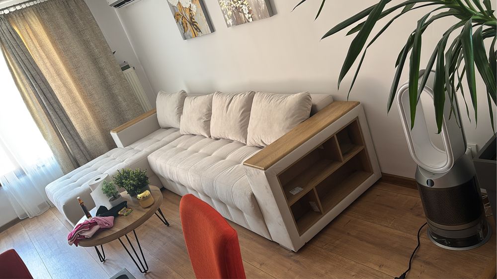 Colțar extensibil Napoli, bej, cu ladă + etajeră, 298 cm – stare foarte bună