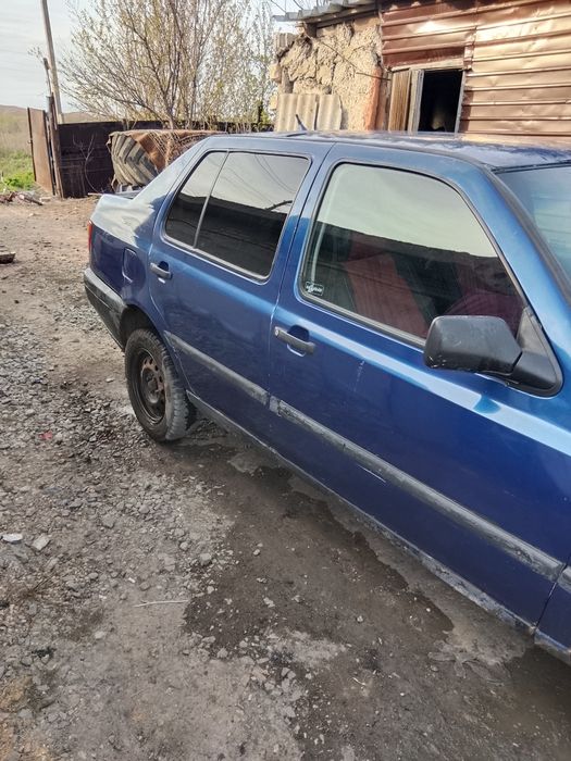 Продам машину венто