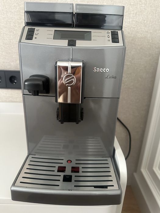 Кофемашина Saeco