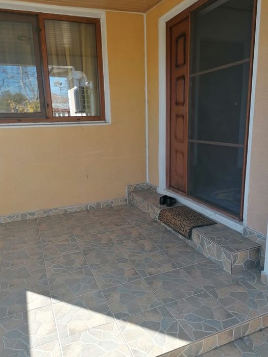 Casă plus Teren zonă stradală