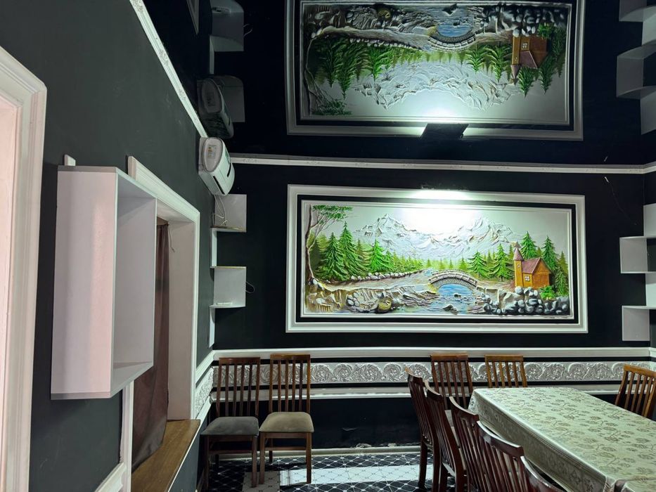 Choyxona va avtotexxizmatlari sotiladi