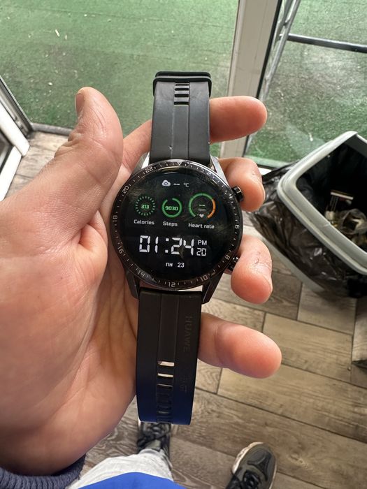 Часовник huawei gt 2