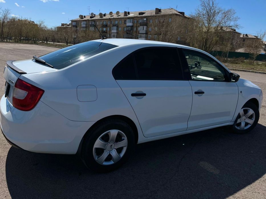 Шкода рапид продам