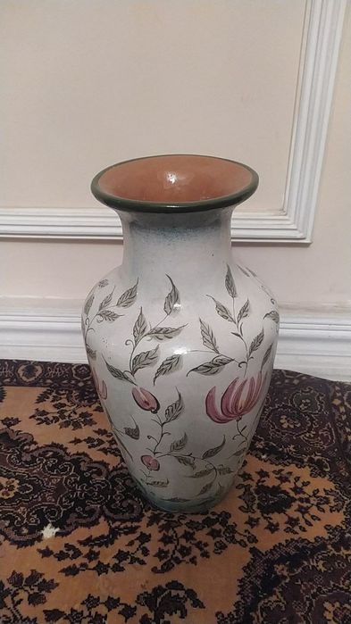 Ваза в хорошем состоянии